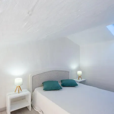 Apartment Studio Les Sables De Saint-clair By Interhome Le Lavandou